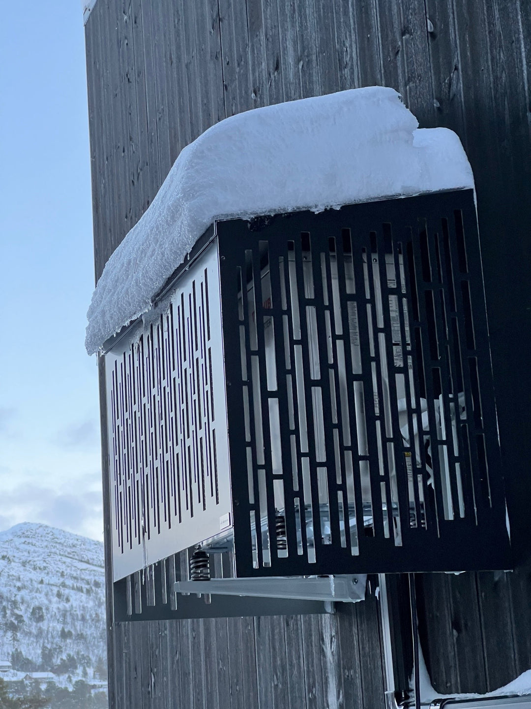 Varmepumpe hus i Aluminium kompositt, Valg: Mørk Grå eller hvit